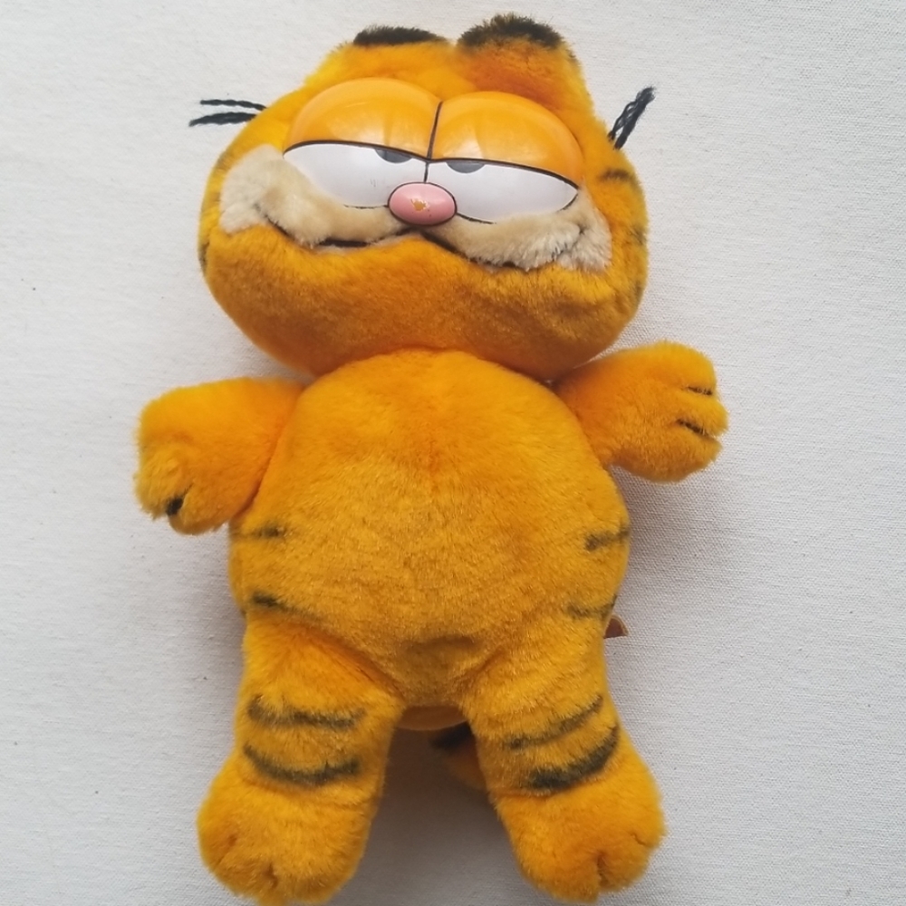 1978 Garfield plush!